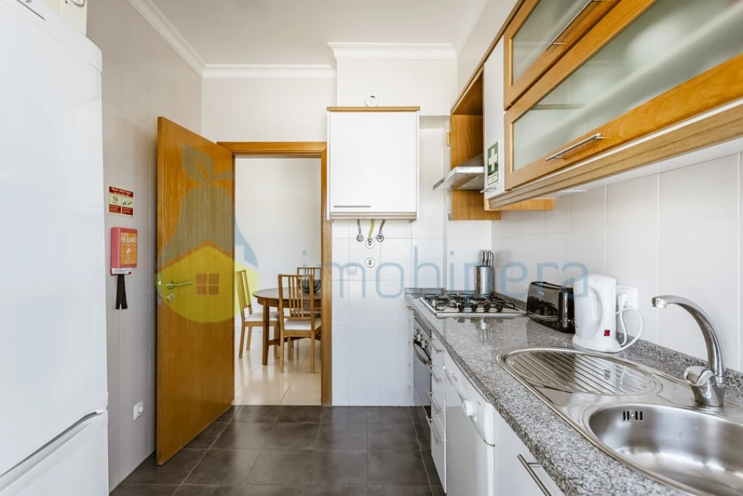 Apartamento T2 para Venda em Armação de Pera Foto 7