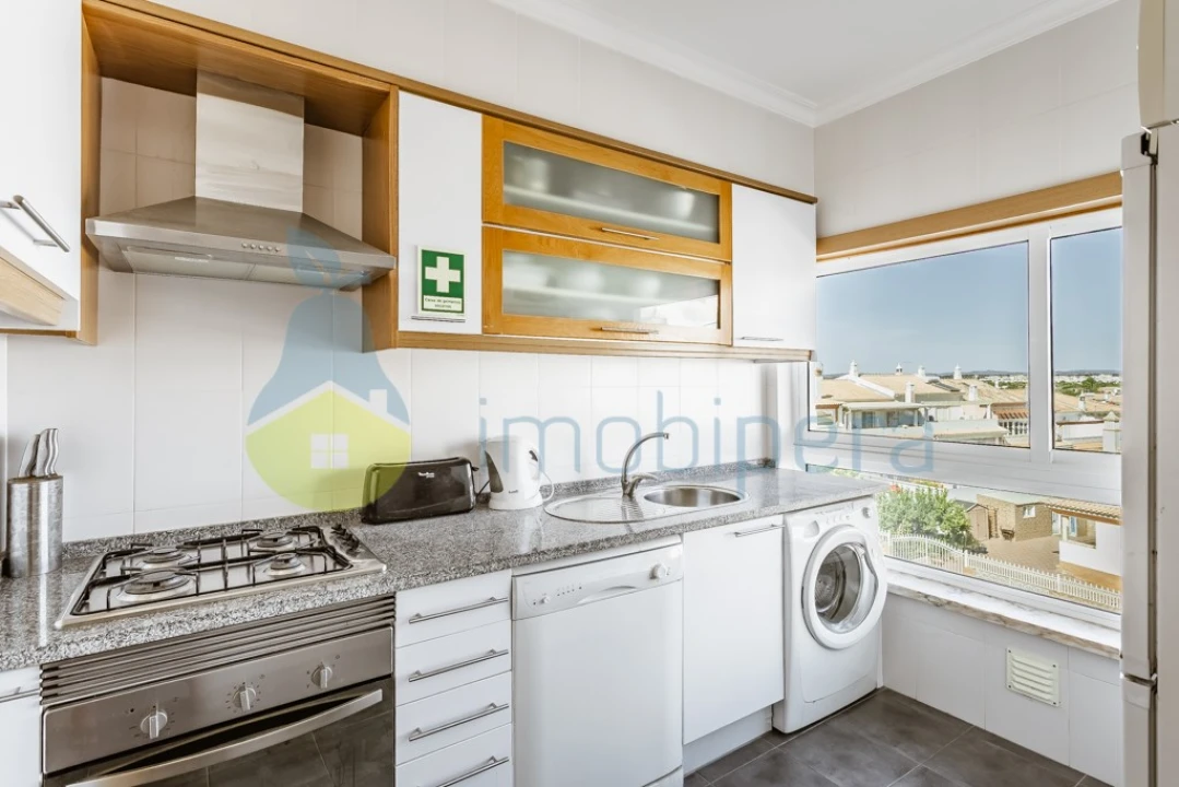 Apartamento T2 para Venda em Armação de Pera Foto 8