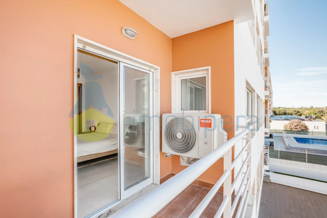 Apartamento T2 para Venda em Armação de Pera Foto 14