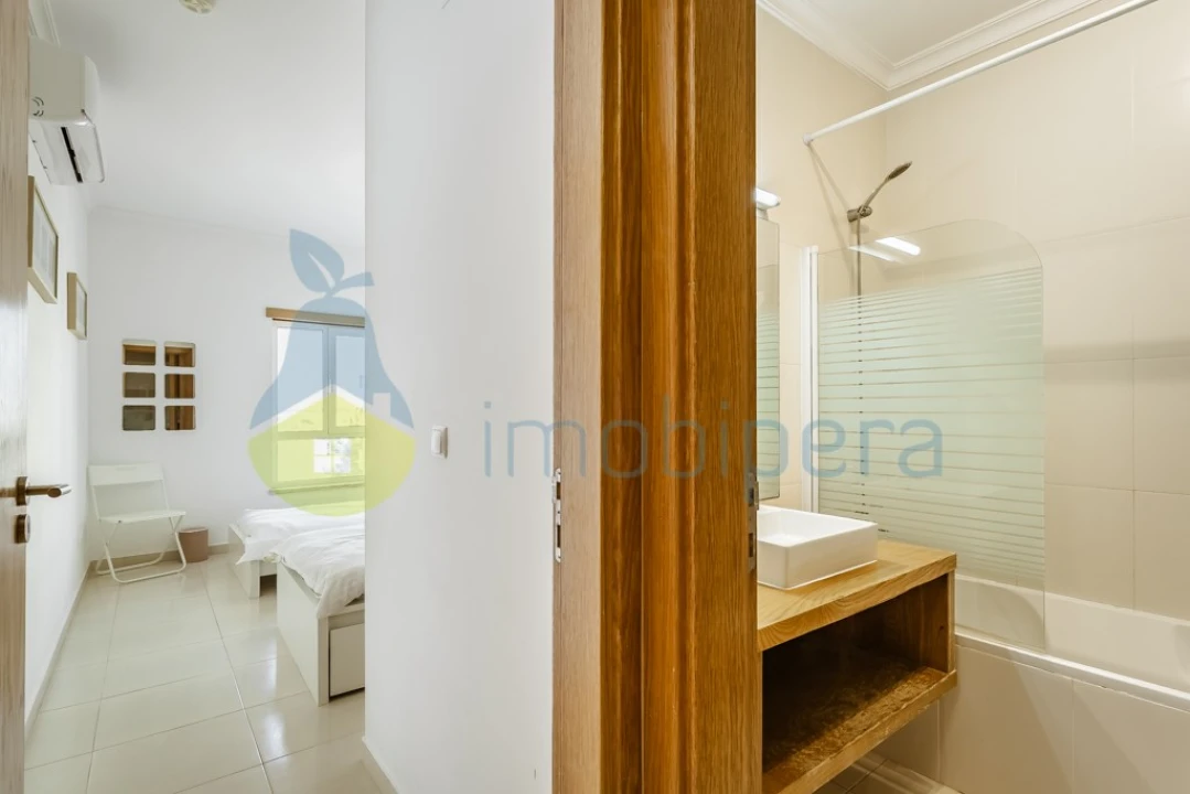 Apartamento T2 para Venda em Armação de Pera Foto 16