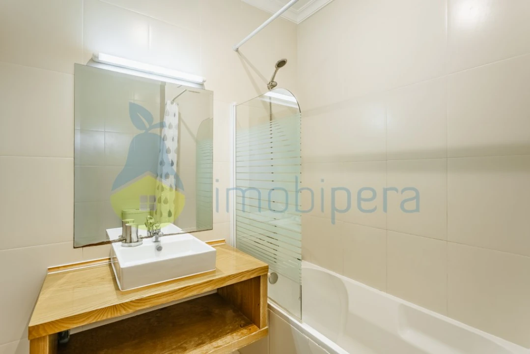 Apartamento T2 para Venda em Armação de Pera Foto 20