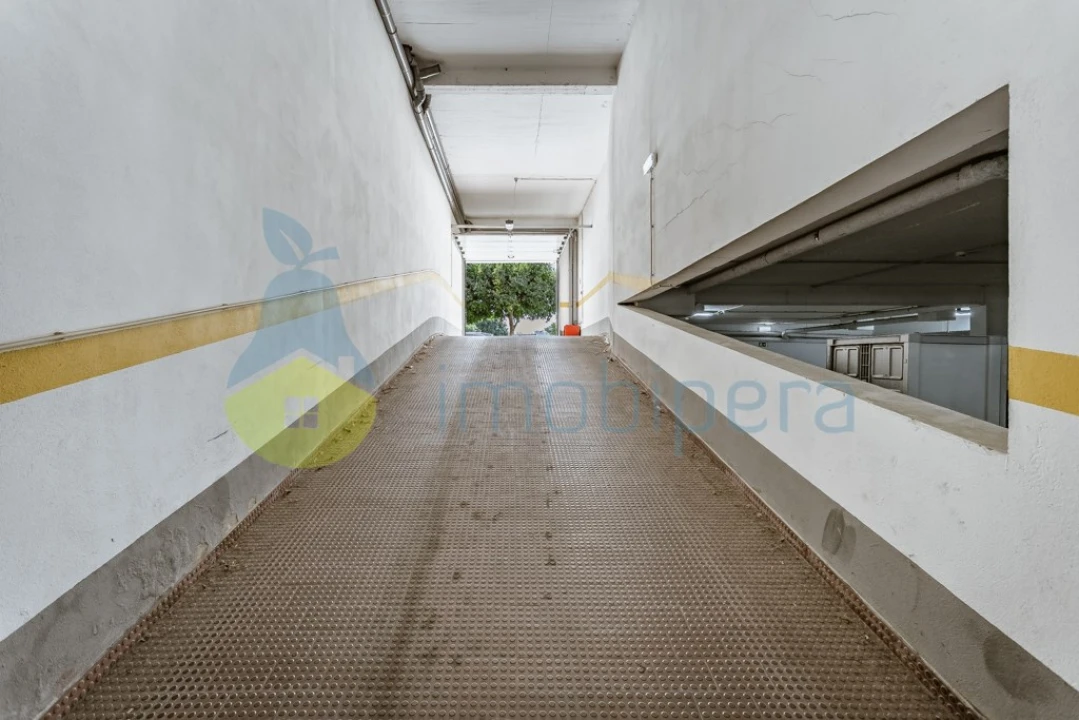 Apartamento T2 para Venda em Armação de Pera Foto 30
