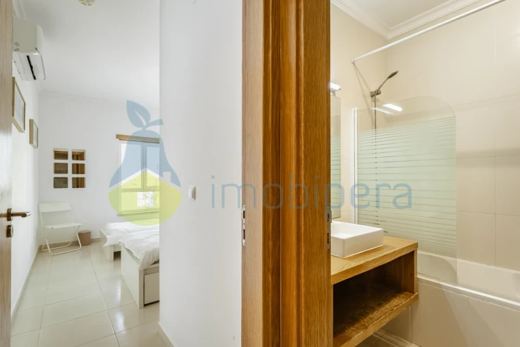 Apartamento T2 para Venda em Armação de Pera Foto 16