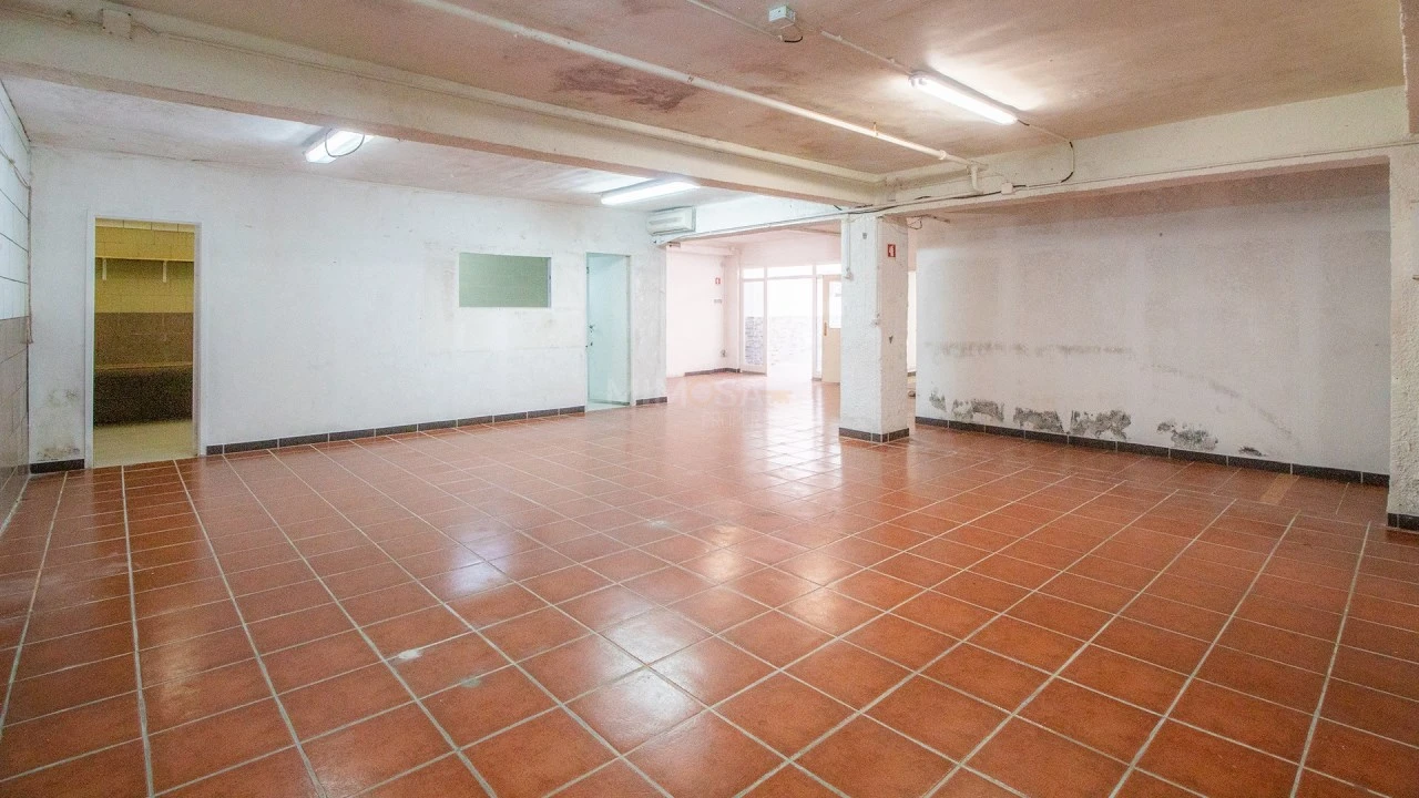 Loja para Venda em Lagos (São Sebastião e Santa Maria) Foto 4