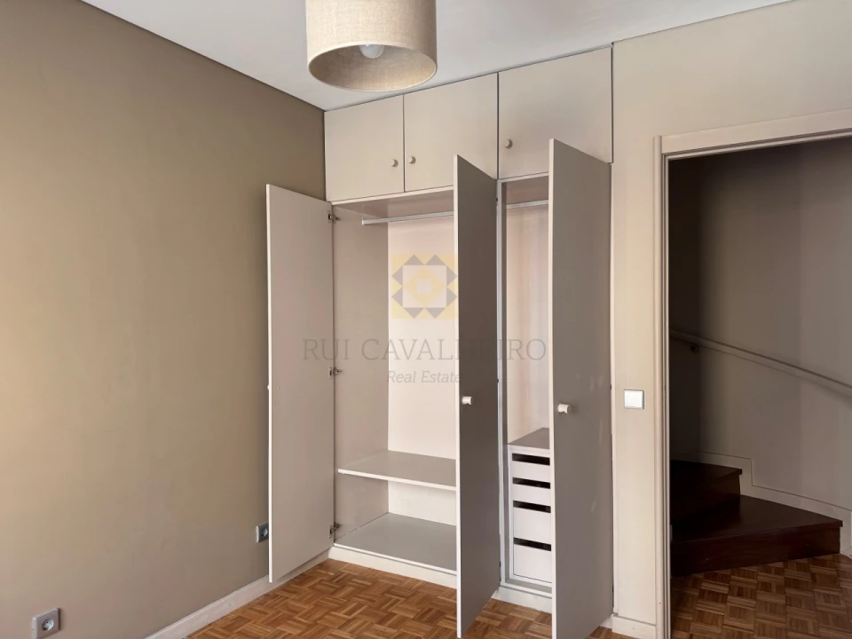 Apartamento T3 para Venda em Aldoar, Foz do Douro e Nevogilde Foto 5