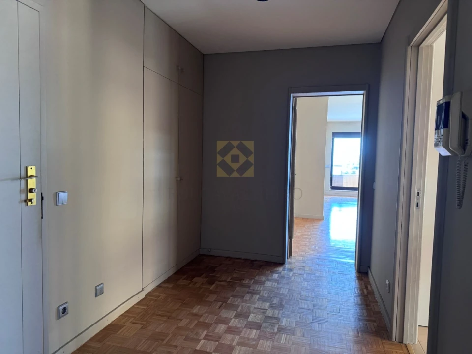 Apartamento T3 para Venda em Aldoar, Foz do Douro e Nevogilde Foto 7