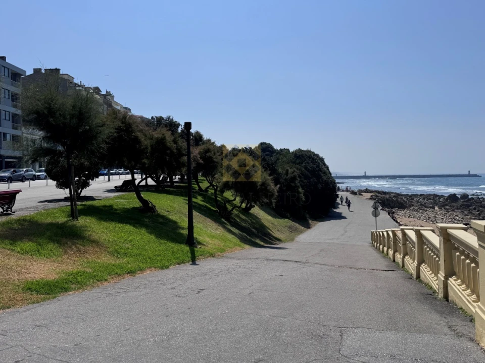 Apartamento T3 para Venda em Aldoar, Foz do Douro e Nevogilde Foto 10