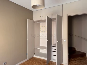 Apartamento T3 para Venda em Aldoar, Foz do Douro e Nevogilde