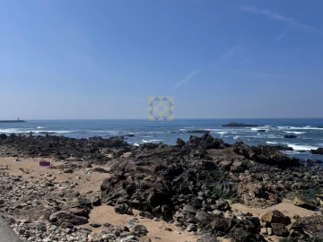 Apartamento T3 para Venda em Aldoar, Foz do Douro e Nevogilde
