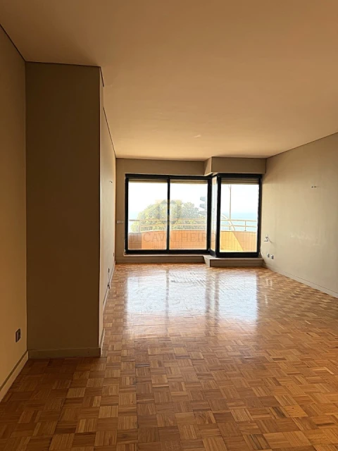 Apartamento T3 para Venda em Aldoar, Foz do Douro e Nevogilde