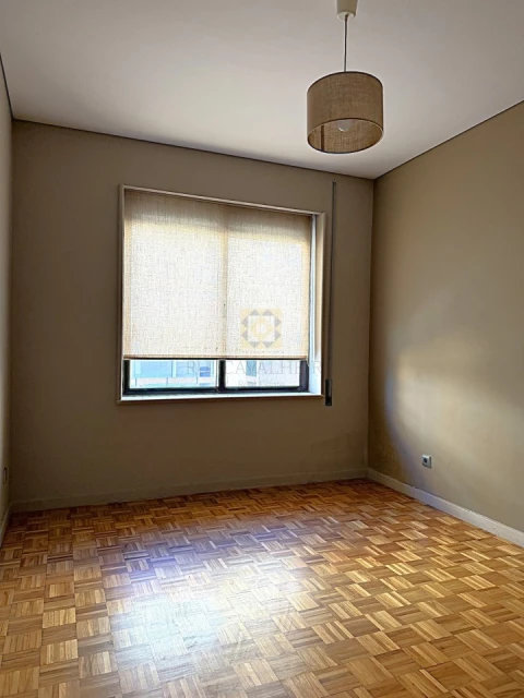 Apartamento T3 para Venda em Aldoar, Foz do Douro e Nevogilde