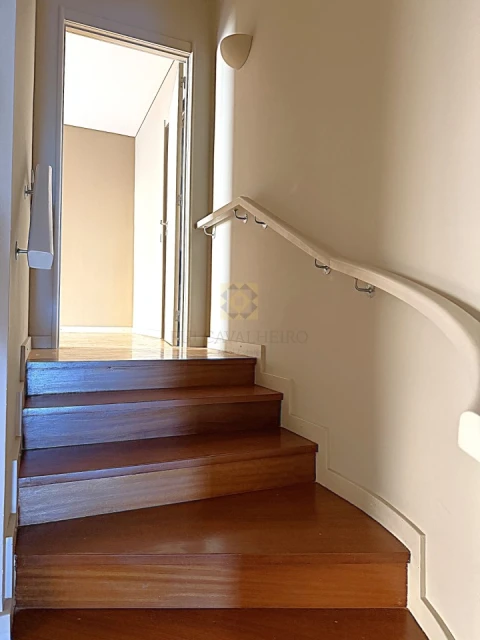 Apartamento T3 para Venda em Aldoar, Foz do Douro e Nevogilde