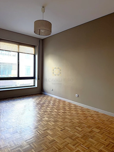 Apartamento T3 para Venda em Aldoar, Foz do Douro e Nevogilde
