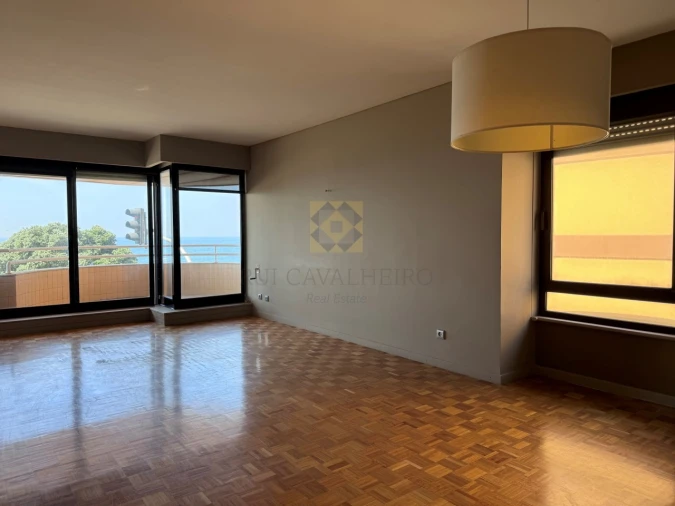 Apartamento T3 para Venda em Aldoar, Foz do Douro e Nevogilde Foto 2