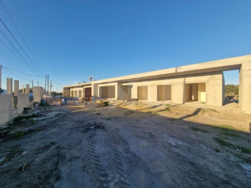 Moradia T4 para Venda em Sarilhos Grandes