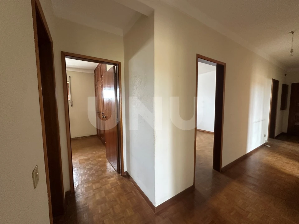 Apartamento T4 para Venda em Castelo Branco Foto 9