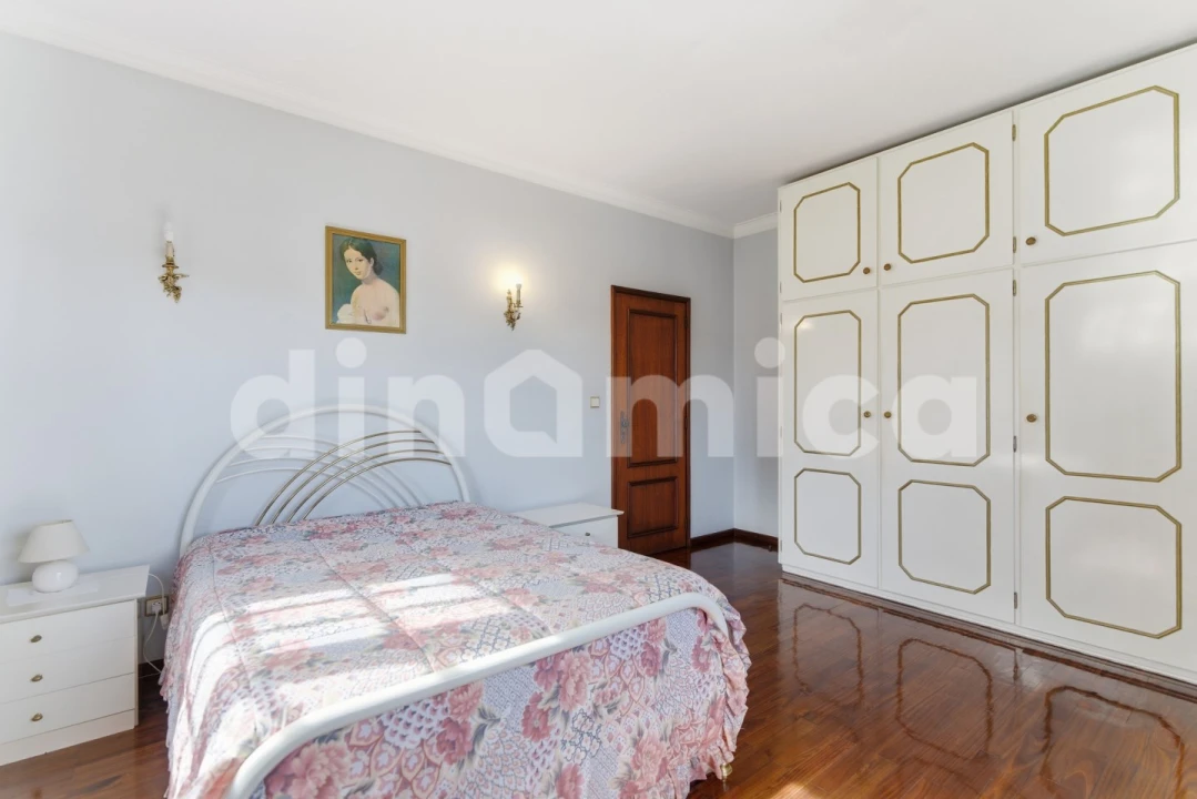 Moradia T3 para Venda em Mesão Frio Foto 26