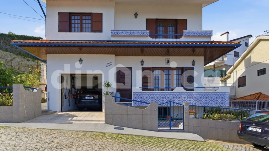 Moradia T3 para Venda em Mesão Frio