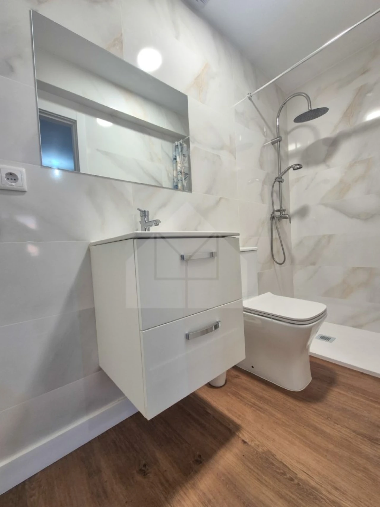 Apartamento T3 para Venda em Algueirão-Mem Martins Foto 3