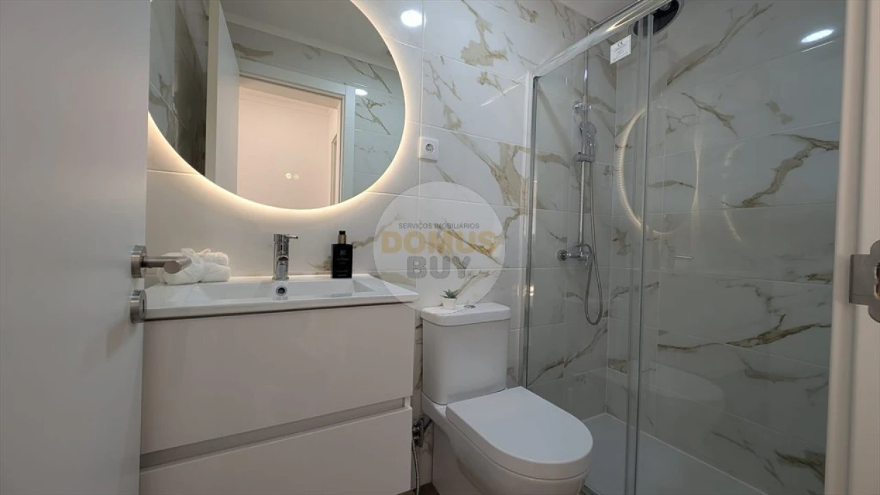 Apartamento T3 para Venda em Amora Foto 7