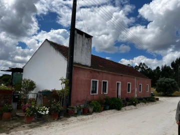 Moradia T2 para Venda em São Jose da Lamarosa