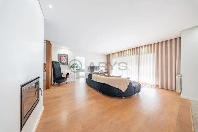 Moradia T3 para Venda em Taide