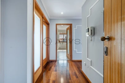Apartamento T2 para Venda em Vilar de Andorinho