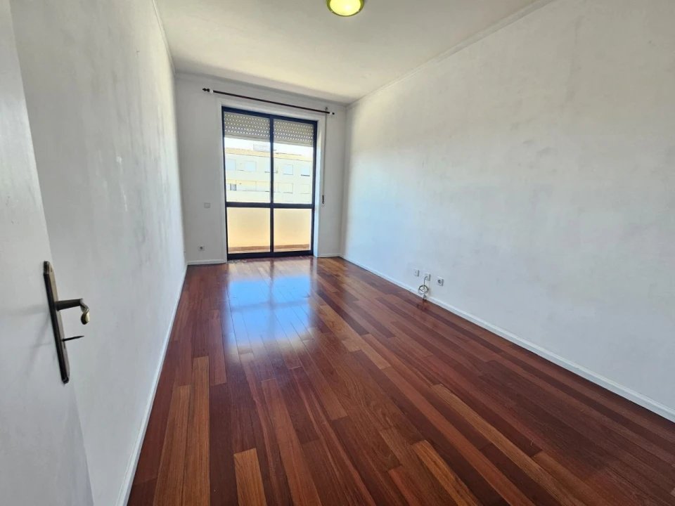 Apartamento T3 para Venda em Vila das Aves Foto 16