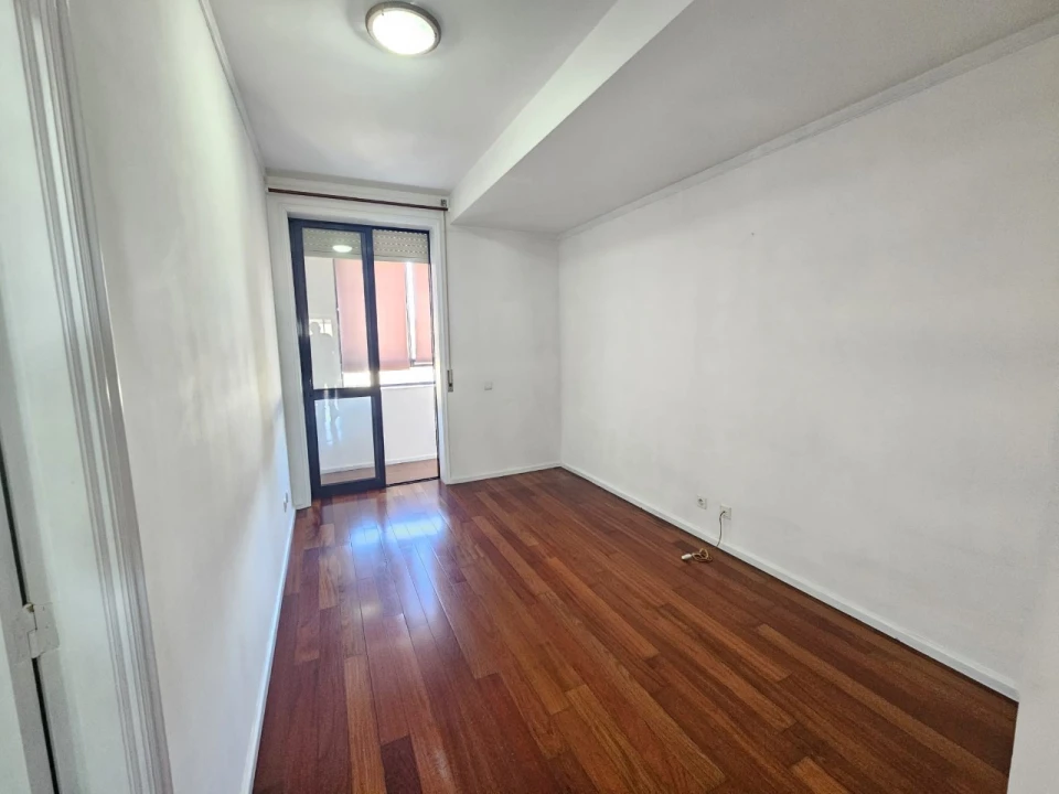 Apartamento T3 para Venda em Vila das Aves Foto 18