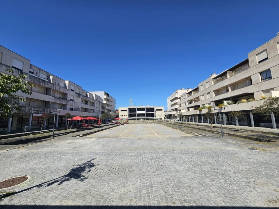 Apartamento T3 para Venda em Vila das Aves Foto 32
