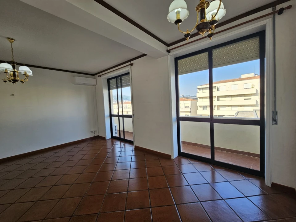 Apartamento T3 para Venda em Vila das Aves Foto 15