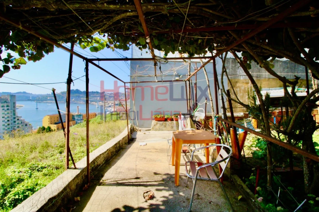 Prédio para Venda em Gondomar (São Cosme), Valbom e Jovim Foto 23