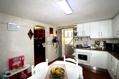 Prédio para Venda em Gondomar (São Cosme), Valbom e Jovim