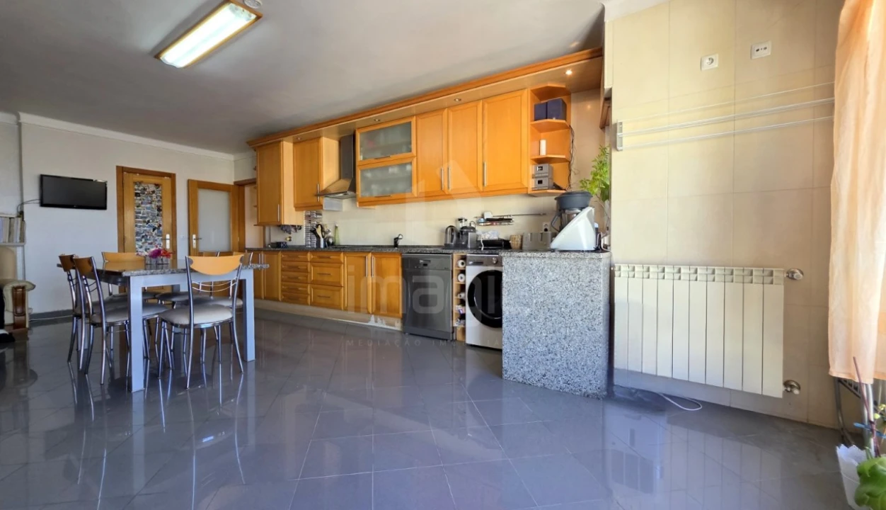 Apartamento T4 para Venda em Mafra Foto 18