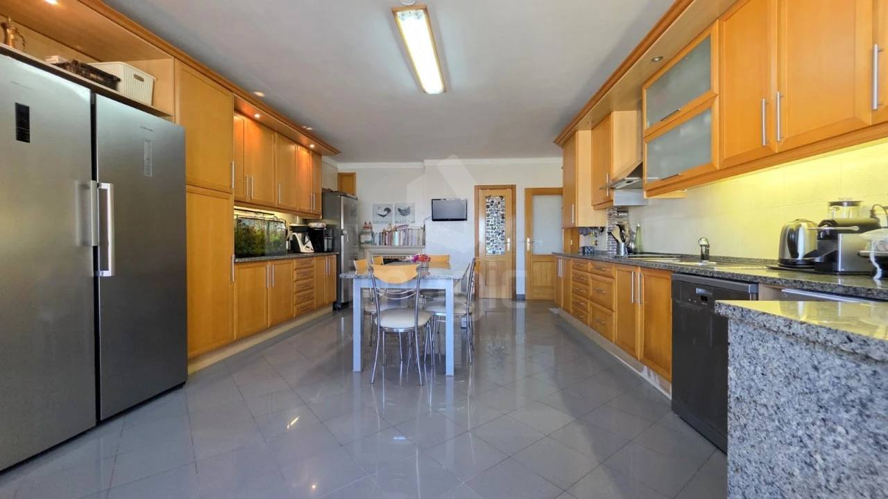 Apartamento T4 para Venda em Mafra Foto 19