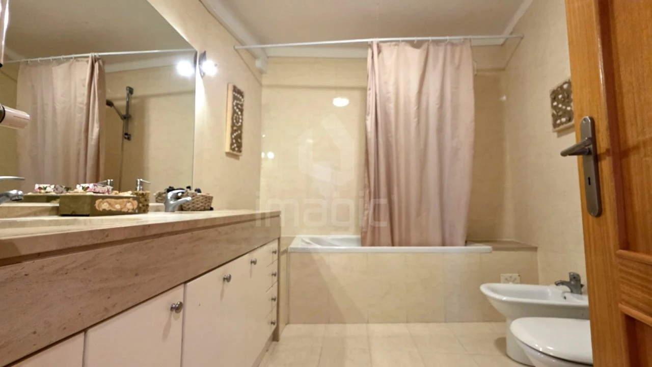 Apartamento T4 para Venda em Mafra Foto 25