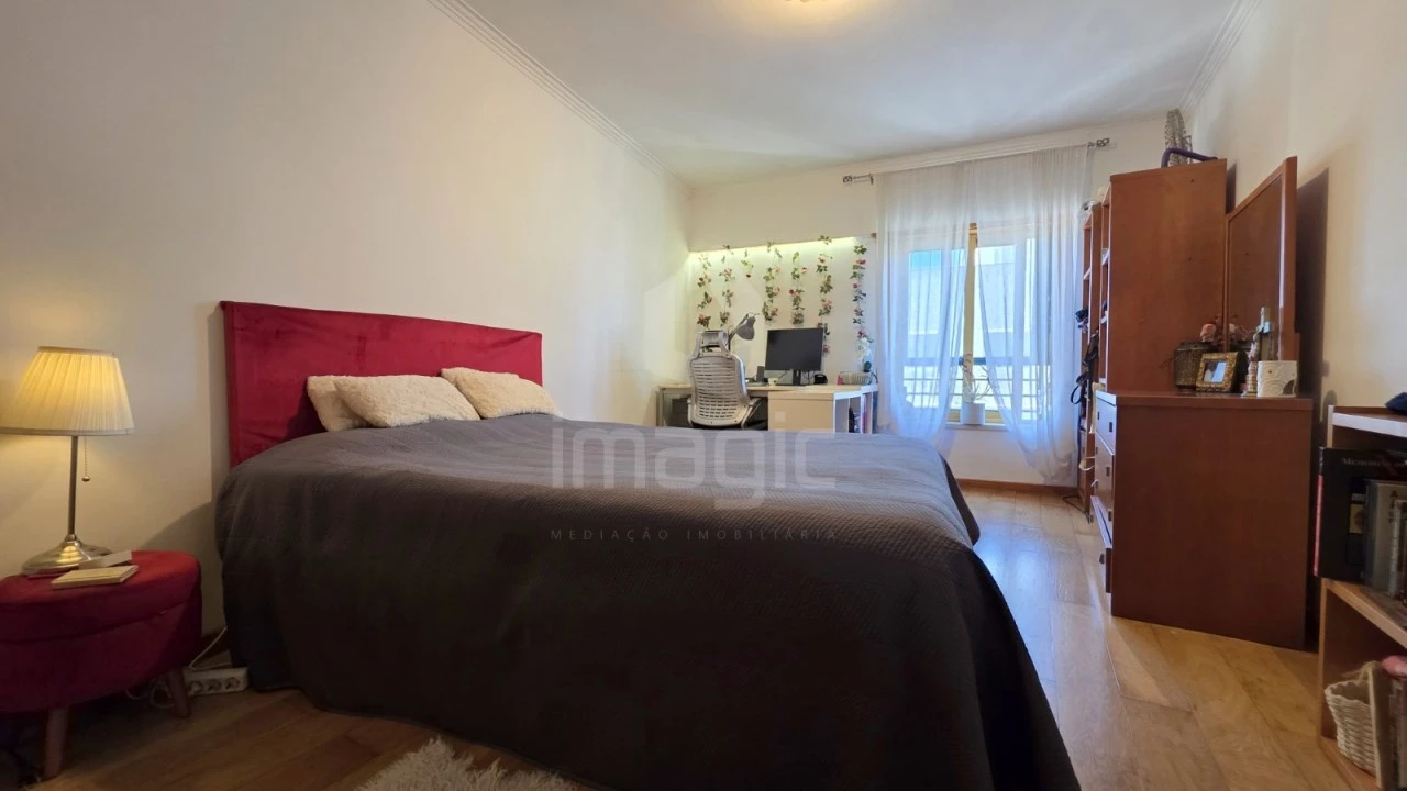 Apartamento T4 para Venda em Mafra Foto 27