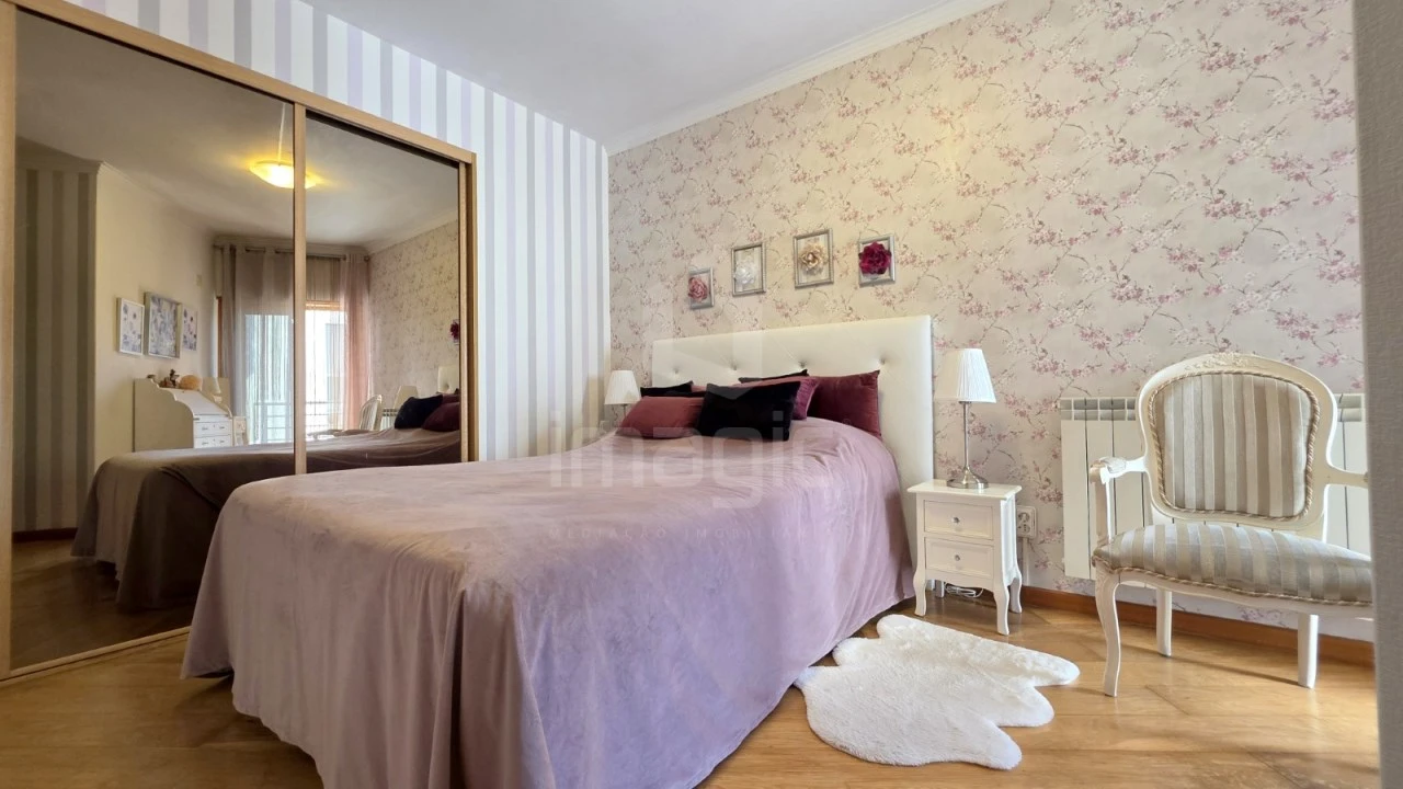 Apartamento T4 para Venda em Mafra Foto 34