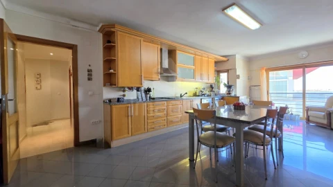 Apartamento T4 para Venda em Mafra