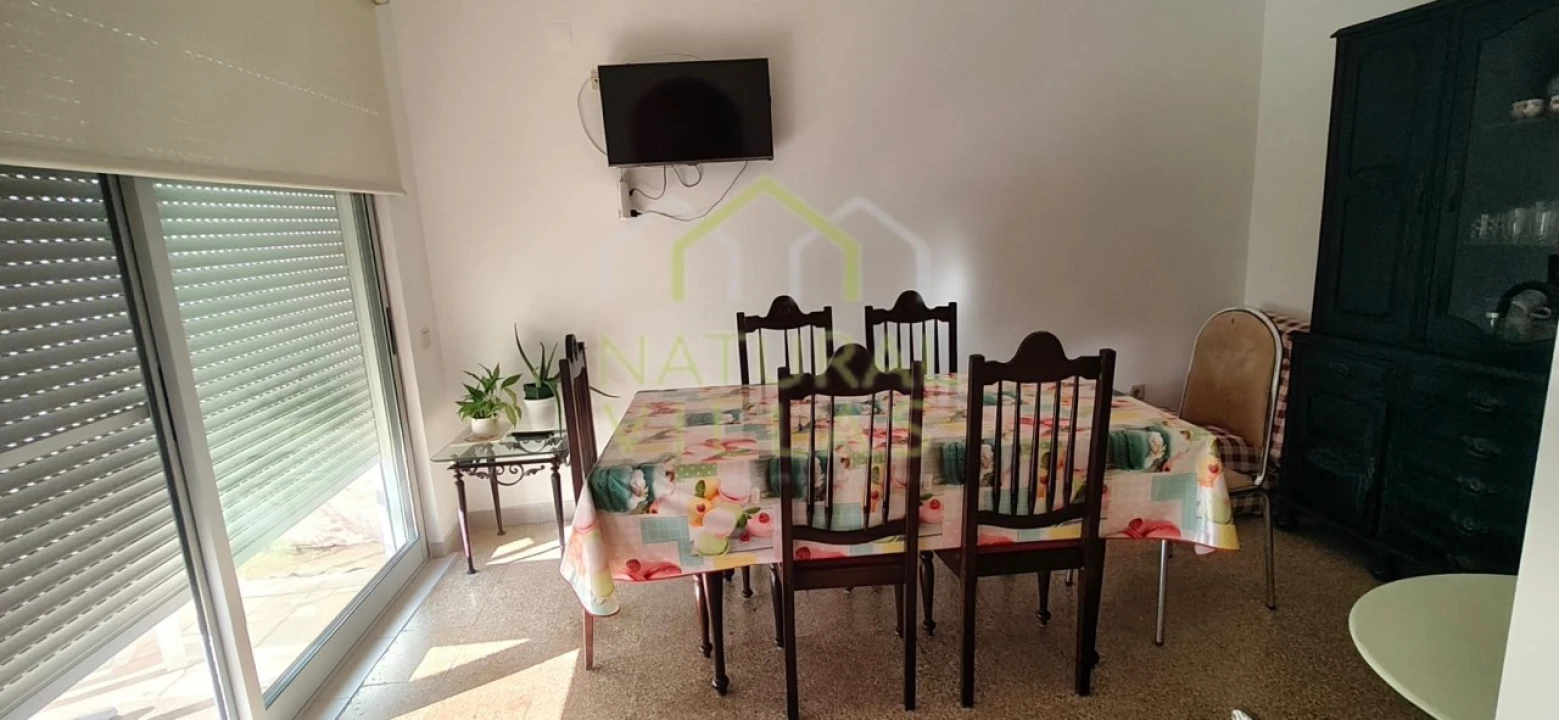 Quarto para Arrendamento em Montenegro Foto 5