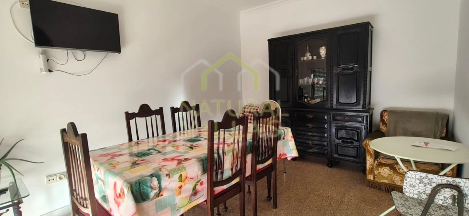 Quarto para Arrendamento em Montenegro Foto 4