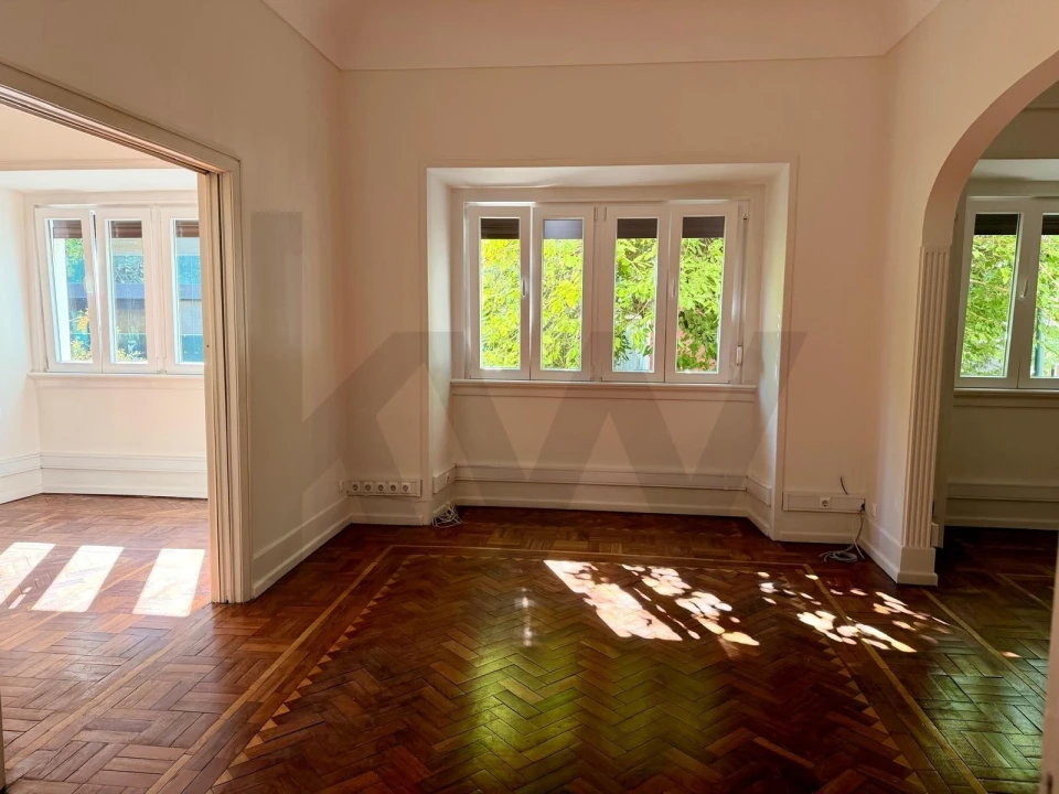 Apartamento T3 para Arrendamento em Avenidas Novas Foto 3