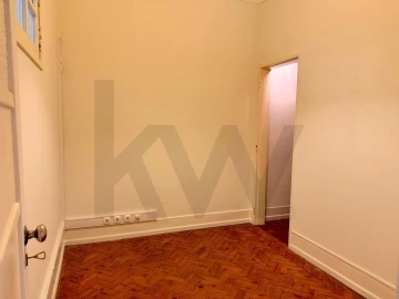 Apartamento T3 para Arrendamento em Avenidas Novas