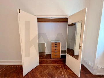 Apartamento T3 para Arrendamento em Avenidas Novas