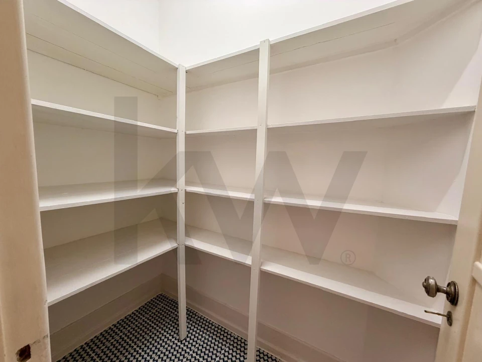 Apartamento T3 para Arrendamento em Avenidas Novas Foto 30