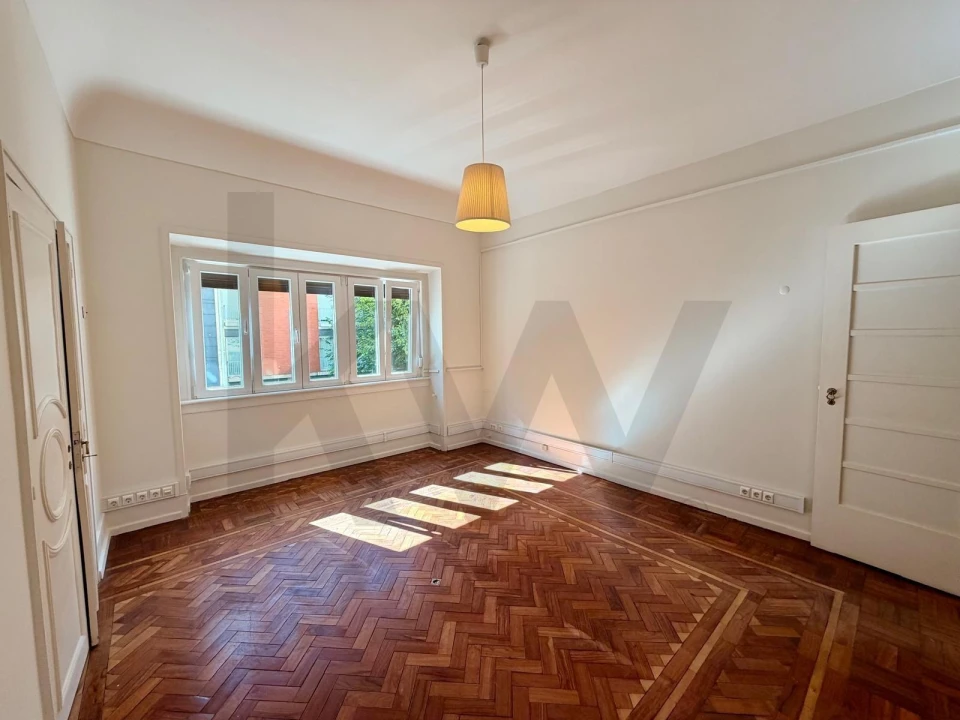 Apartamento T3 para Arrendamento em Avenidas Novas Foto 16