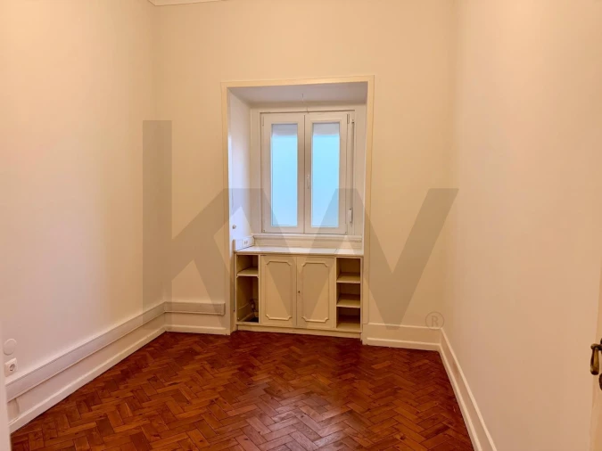 Apartamento T3 para Arrendamento em Avenidas Novas Foto 37