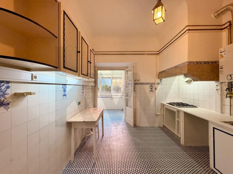 Apartamento T3 para Arrendamento em Avenidas Novas Foto 21
