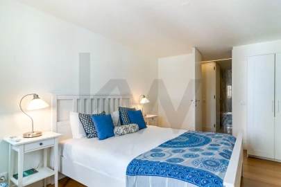 Apartamento T3 para Arrendamento em Santo António