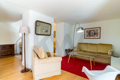 Apartamento T3 para Arrendamento em Santo António
